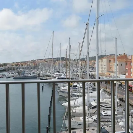 Du Port Апартаменты